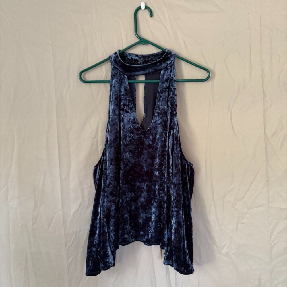 American Eagle Womens Crushed Velvet Cold Shoulder Large Top Fairygrunge